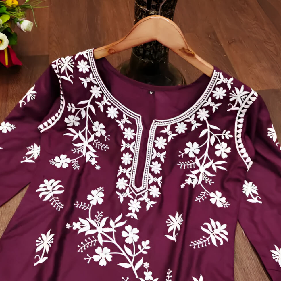 New Chikankari Exclusive Kurti_Pent Pair
