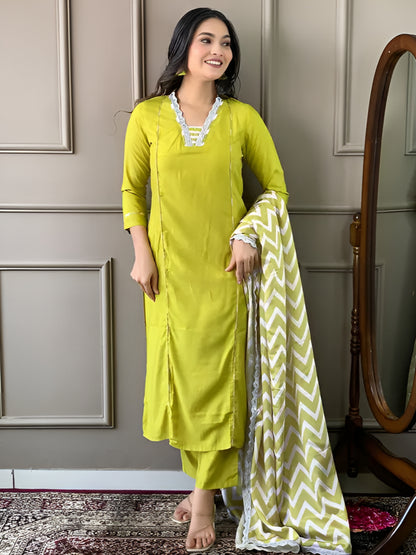Women Embroidered Viscose Silk Blend kurta Pant Dupatta set