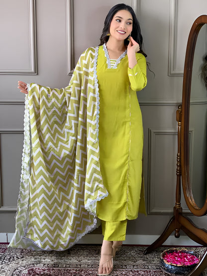 Women Embroidered Viscose Silk Blend kurta Pant Dupatta set