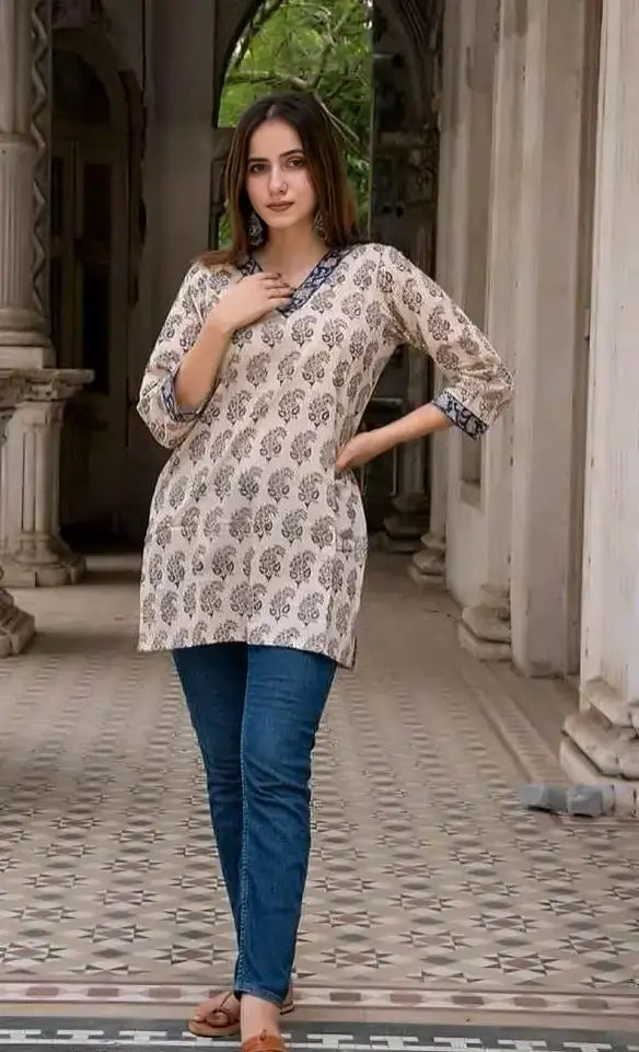 Women Printed Pure Cottan Short Kurta